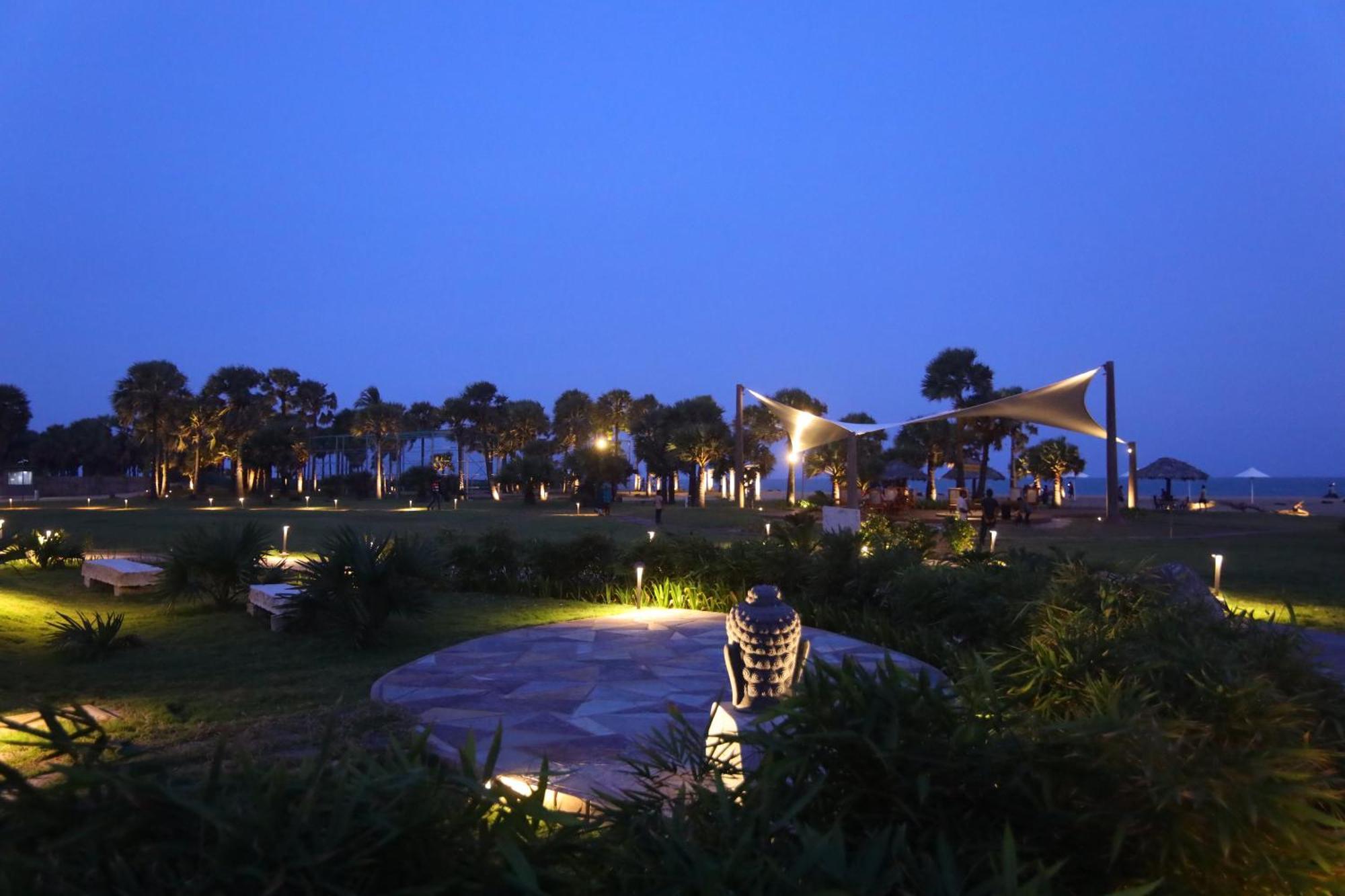 La Palmera Thoothukudi Buitenkant foto