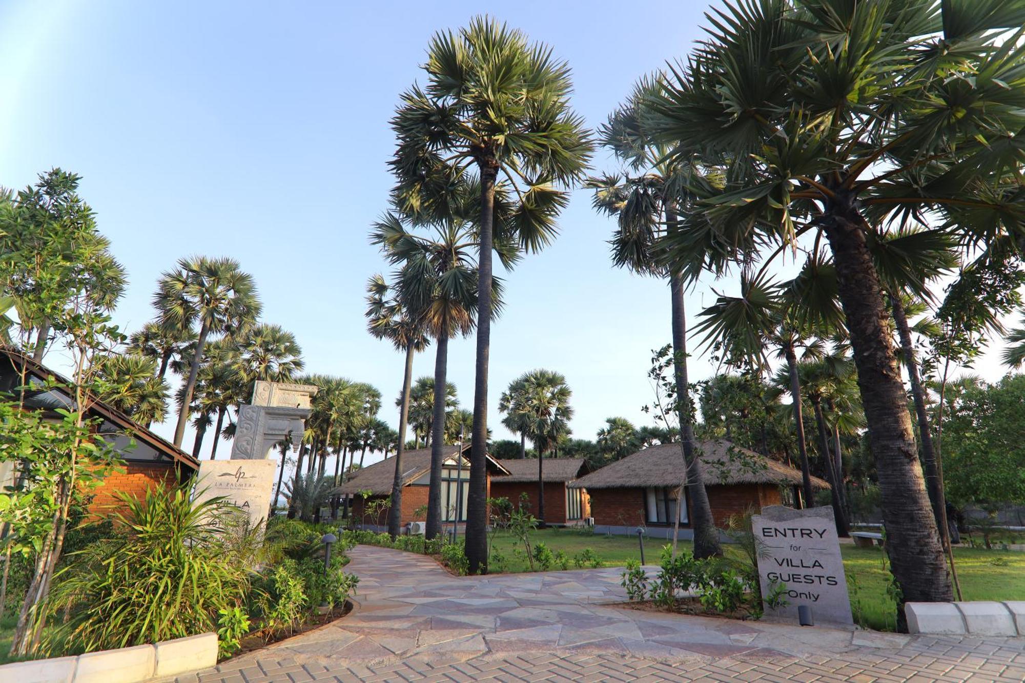 La Palmera Thoothukudi Buitenkant foto